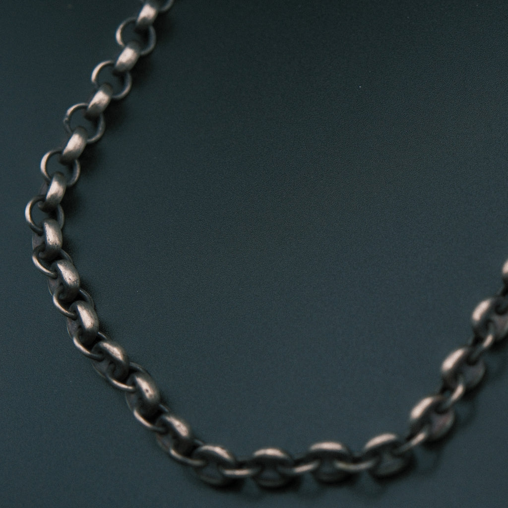 G-link necklace